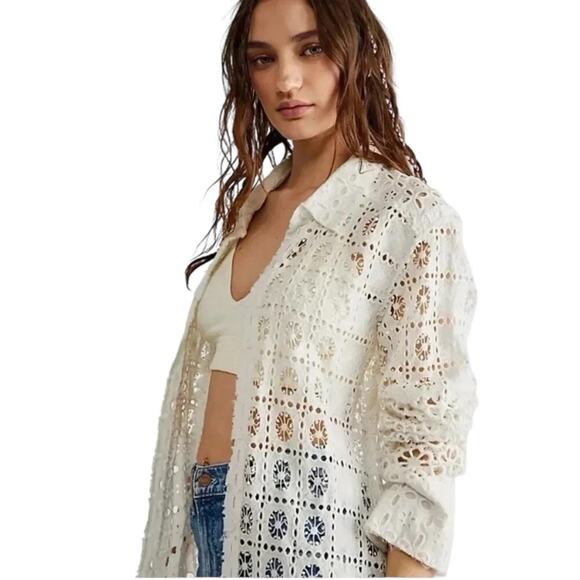 Free People Yesenia Shacket Meridian Moon Lace Eyelet Cream size XL - Picture 1 of 9
